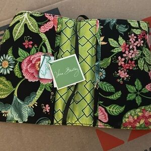 Vera Bradley Paperback Book Cover - Botanica
